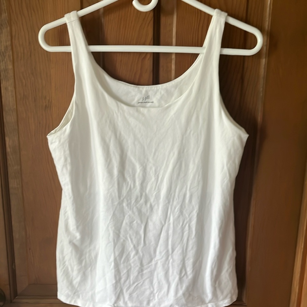 J Jill perfect shelf bra tank